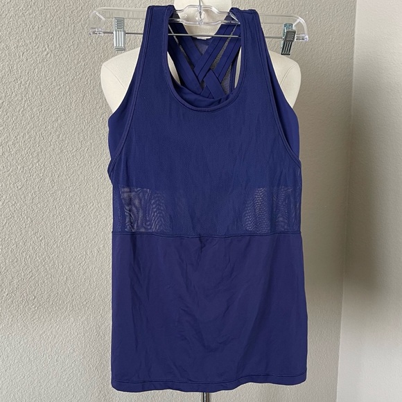 Lululemon Fast As Light 2-In-1 Tank Emperor Blue - Picture 4 of 11